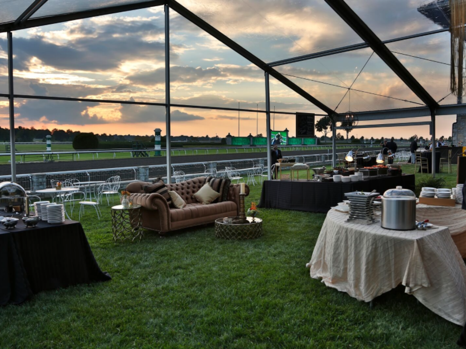 Tent overlooking Keenlandsscape Club lawn